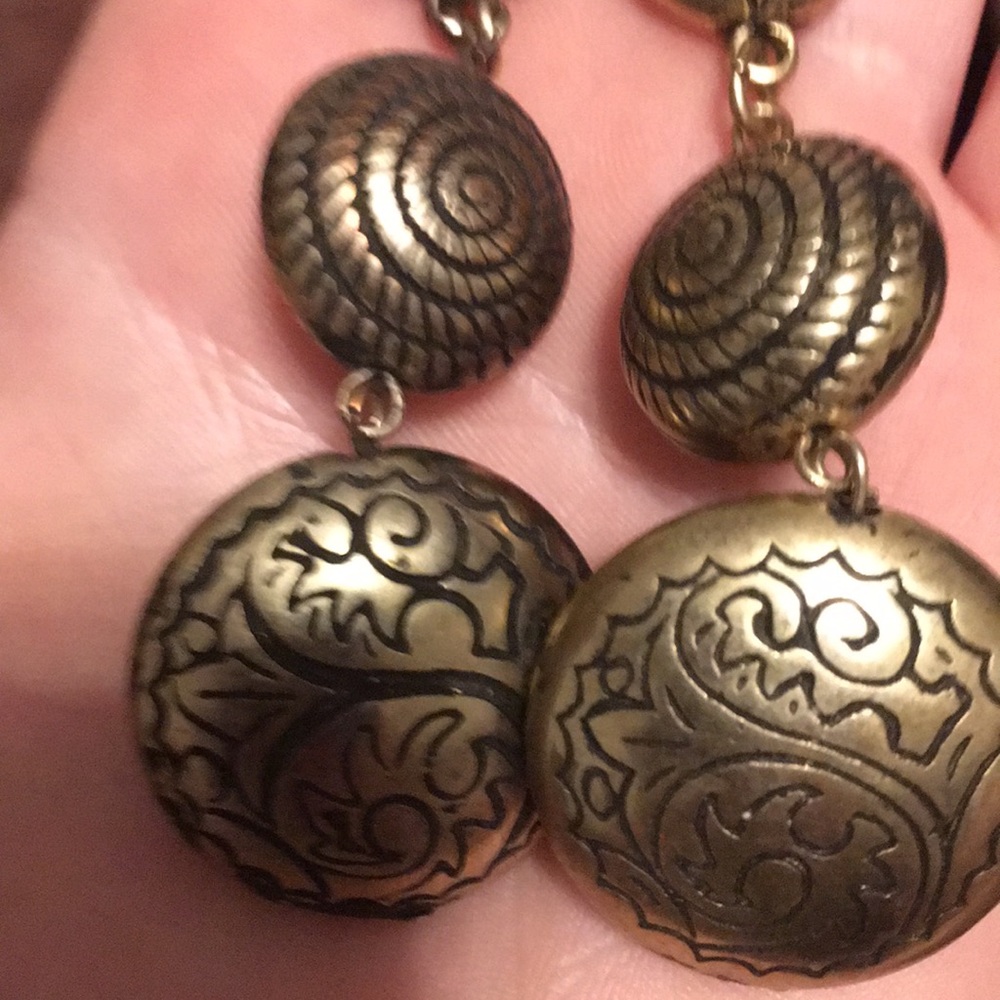 Earrings - Picture 3 of 3